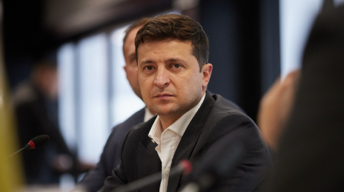 Зеленський скликає термінове засідання РНБО через рішення КСУ