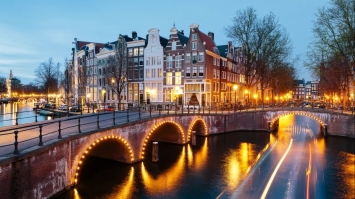 Амстердам вводить найвищий податок для туристів у Європі
