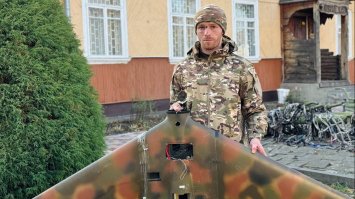 Боєць передав у музей збитий безпілотник