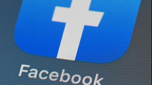 Facebook розсилає повідомлення про блокування облікового запису. Що відбувається і як цього уникнути