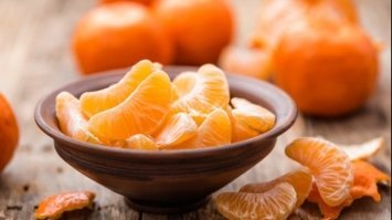 Кому не можна їсти мандарини: поради медиків