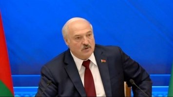 Лукашенко на пресконференції заявив, що може замахнутися на перехід українського кордону