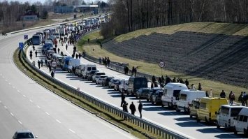 Масова евакуація - правила для тих, хто виїжджає на особистому транспорті