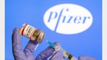 Мільйон доз вакцини від Pfizer/BioNTech надійде в Україну