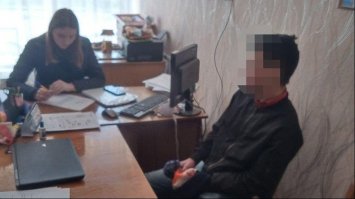 На Дубенщині четверо школярів викрали з автомобіля майна майже на 15 тисяч гривень 