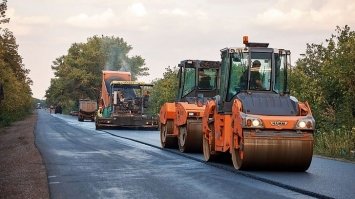 На Рівненщині чоловік відмив 5 млн гривень на ремонт доріг 