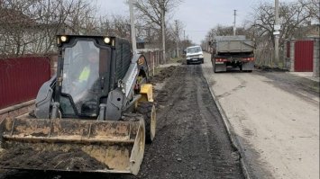 На Рівненщині розпочали ремонтувати дороги