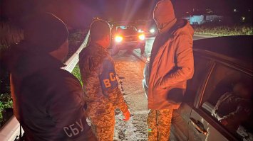 На Рівненщині військовики вимагали 4 тис. доларів за незаконне вивезення курсанта з навчального центру