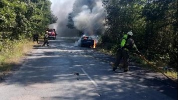 На Сарненщині автомобіль загорівся під час руху