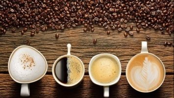 Надмірне вживання кави змінює голос