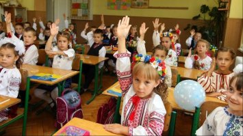 Навчальний рік на Рівненщині: за парти сядуть 157 тисяч школярів 