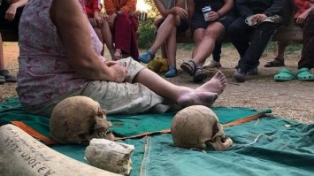 Небіжчик з копитцем: Новий археологічний сезон на запорізькій Мамай-горі підніс перший сюрприз