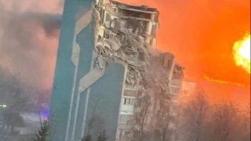  Нічна атака: у Тернополі ракета поцілили у житлові будинки