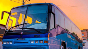 Перевізники Рівненщини передали на фронт автобуси