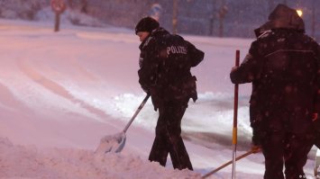 Потужний снігопад паралізував частину Німеччини 