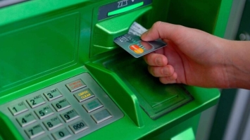 Правила поповнення банківської картки зміняться