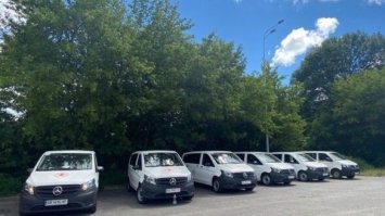 Рівненщина отримала з Німеччини 5 автомобілів для медиків