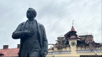 Російський дрон влучив у “символічне місце” Львова