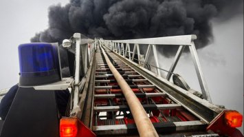 Російський удар по Львівщині: є руйнування, але без жертв