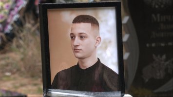 Самогубство чи вбивство? Рідні 16-річного хлопця не вірять, що він наклав на себе руки