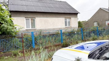 Спершу побив матір, а потім зарізав батька