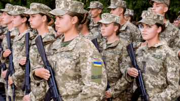 Стало відомо, скільки українок мобілізували за час повномасштабної війни