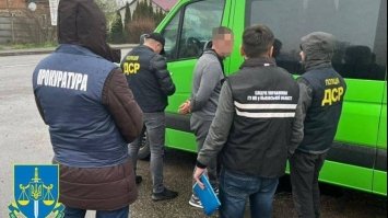 У Львівській області викрили схему з незаконного переправлення чоловіків за кордон