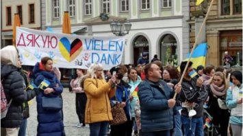 У Німеччині скорочують допомогу українським біженцям, які відмовляються працювати