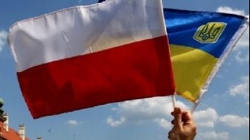 У Польщі заявили про готовність прийняти ще більше біженців із України