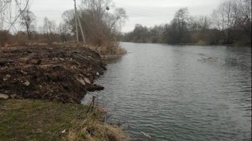 У річці на Рівненщині знайшли мертве тіло чоловіка