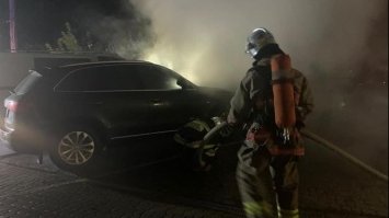 У Рівному вночі підпалили авто депутата