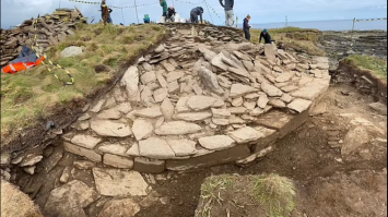 У Шотландії знайшли загадкові кам'яні кулі