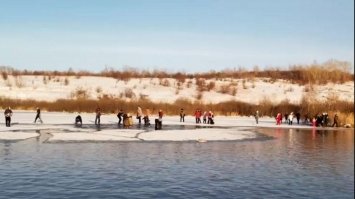 У Волинській області під лід провалилися троє дітей: один хлопчик загинув