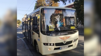 В автобусах Рівного також діятиме пільговий тариф на проїзд для школярів та студентів 