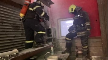 В Рівному у Сталевій Горі загорівся електощиток: без вогнеборців не обійшлося