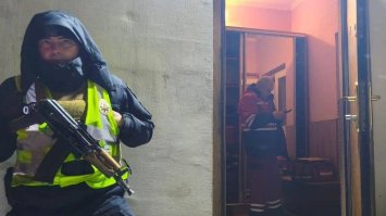  Вбив власних дітей і сам застрелився