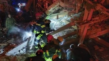 Внаслідок авіаудару у Житомирі загинули 2 людей, 16 постраждали – ДСНС