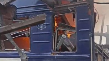 Ворожі дрони атакували потяг з пасажирами у Сумській області 