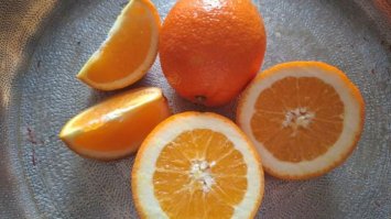  Як їсти апельсин на шведському столі у готелі