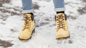 Як не дати ногам замерзнути навіть у тонких шкарпетках