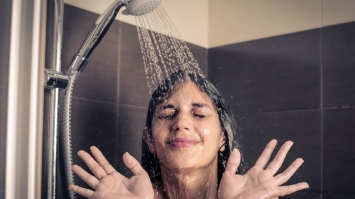 Як приймати душ, щоб не зіпсувати шкіру