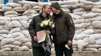 З початку війни на Рівненщині одружилися понад 700 пар