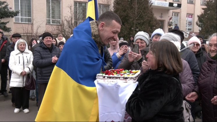 Додому повернувся після трьох років полону